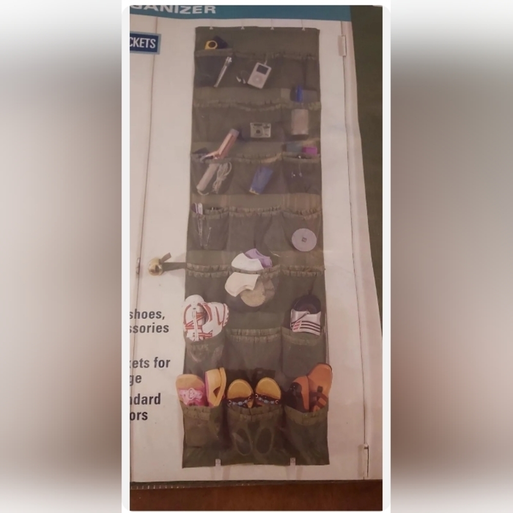 BED bath & beyond Over The Door Organizer 42 Pockets 72" h × 20.25" w